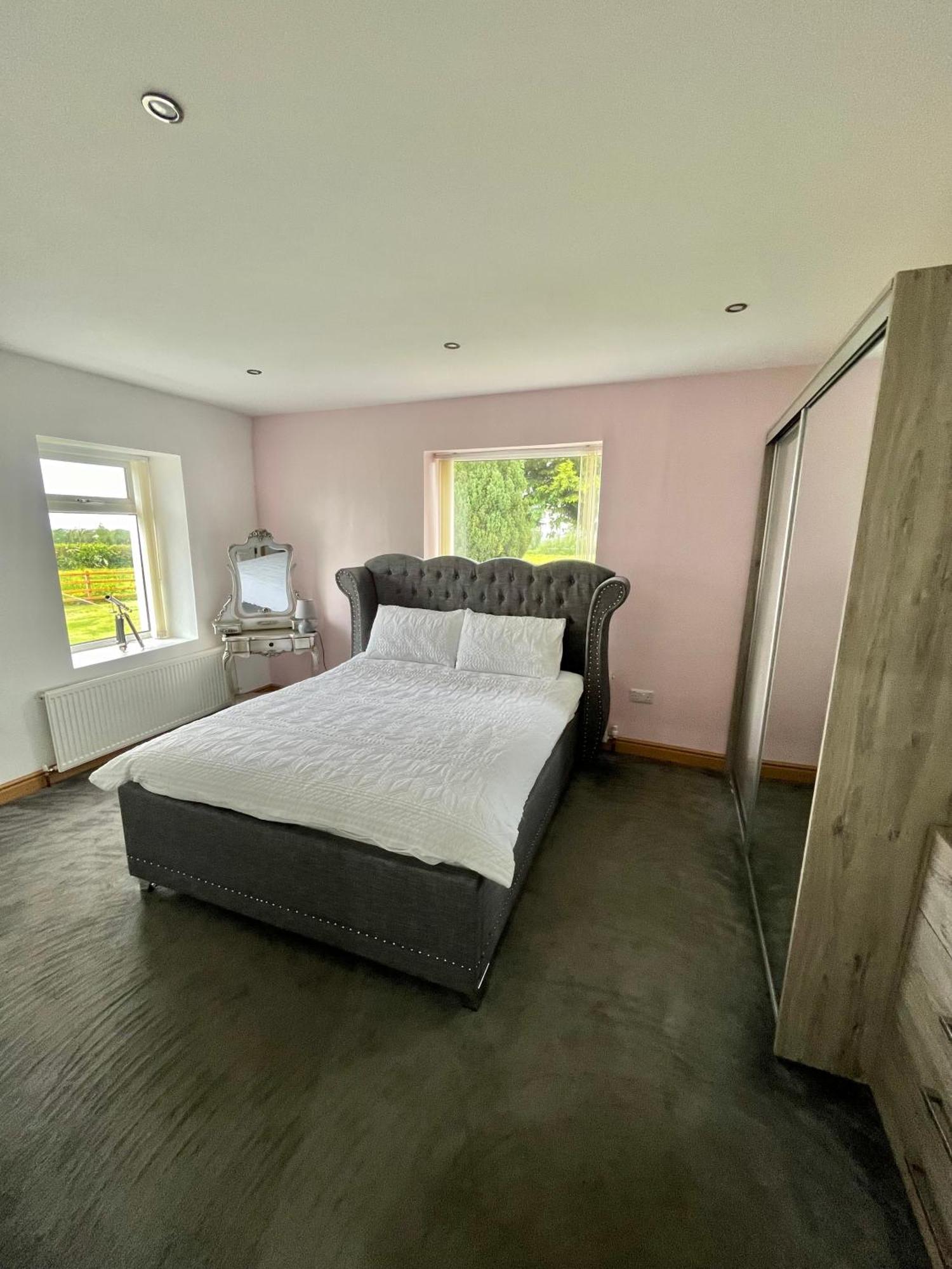 Unique Countryside Stay Dundrod Bagian luar foto