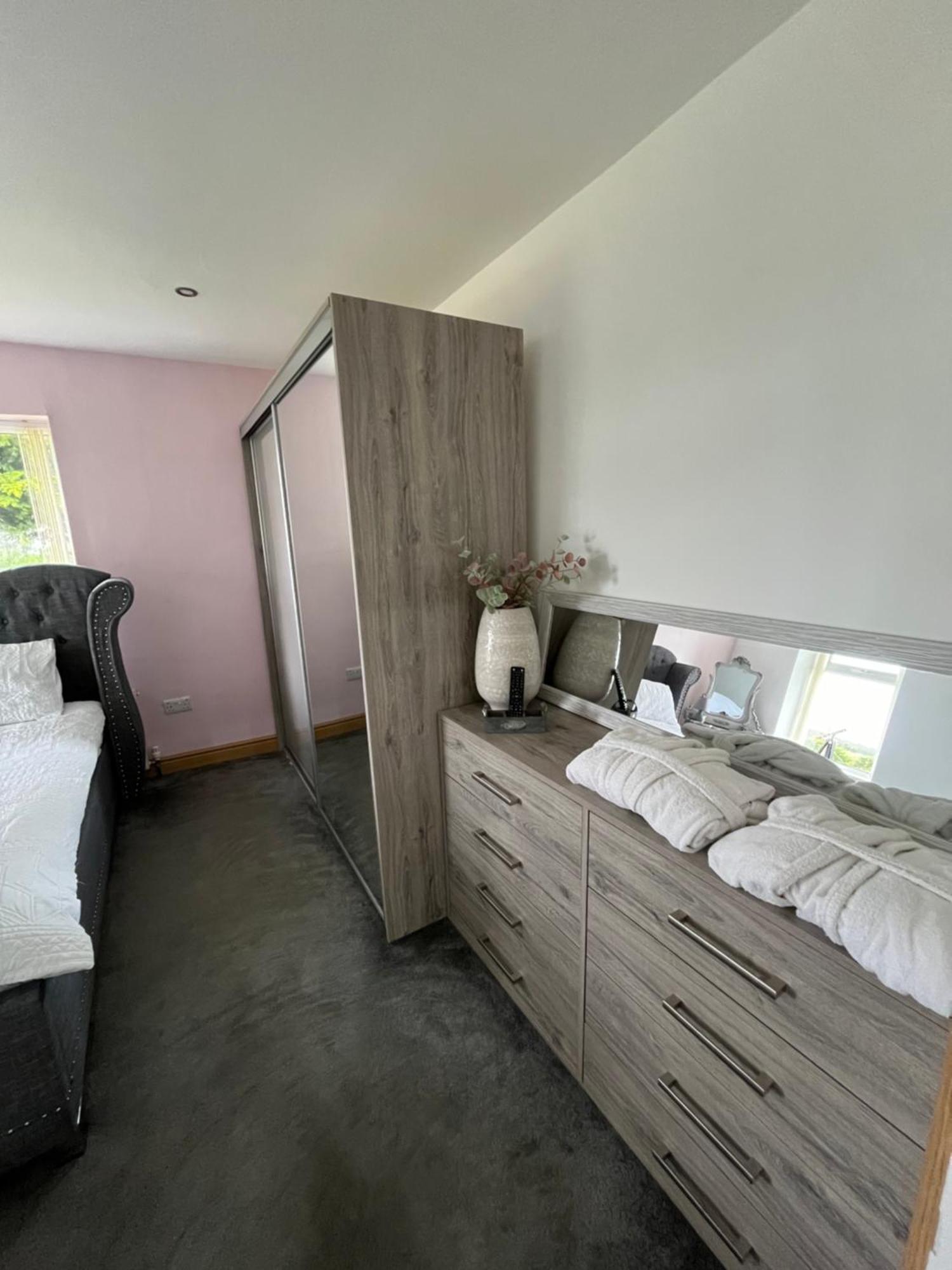 Unique Countryside Stay Dundrod Bagian luar foto